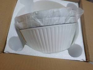 Set of 3 Ceramic Bowls 4 x 8...