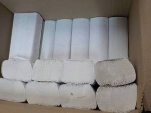 1900  White 2 Ply Paper Towels...