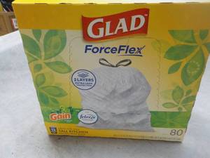 80 Glad Force Flex Febreze Tall Kit...