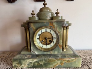 Antique Green Onyx Mantel Clock w Brass Columns 12in As Found