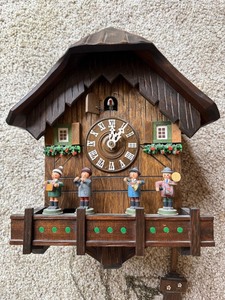 Vintage Chalet Cuckoo Wall Clock 4 Dancers Musicians Pendulum Chains