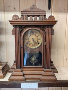 Welch Gerster 1880 Antique Oak Mantel Clock with Pendulum
