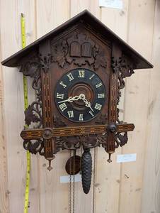 Cuckoo Clock With Carved Leaves and Bird Figures - 1940