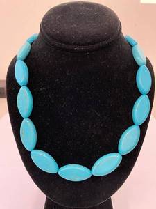 Turquoise Color Oval Bead Necklace Adjustable Silvertone Clasp Used