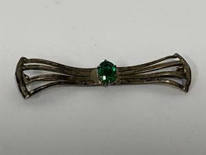 Sterling Silver Bar Brooch Openwork Bow Green Stone Vintage Pin