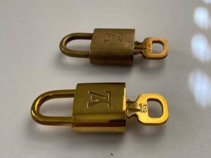 Louis Vuitton Brass Padlock & Key No. 319 Made in France Box