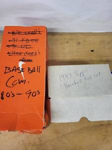 Topps 1993 Baseball Full Set & Leaf Baseball Cards