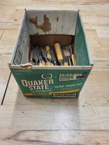 Vintage Wood-Handled Chisel Set in Green Box - Assorted Sizes