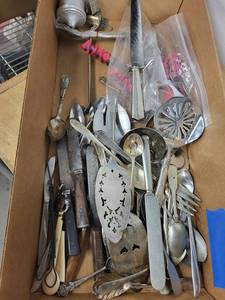 Vintage Silverplate Flatware Lot - Mixed Forks, Spoons & Knives