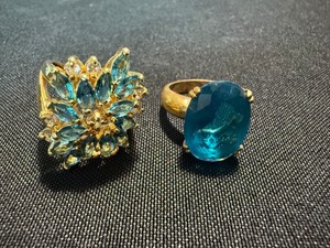Vintage Blue Stone Cocktail Rings Gold Tone Cluster & Oval Size 8 9