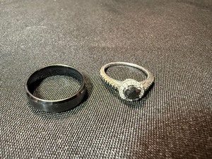 Unbranded Fashion Ring Lot Black Band Halo Ring Dark Stone See Photos
