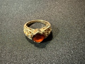 14K Yellow Gold Red Gemstone Ring w White Accents Size 6.5