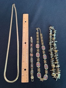 Vintage Costume Jewelry Lot 4 Pc Necklaces Bracelet Shell Enamel Gold Tone
