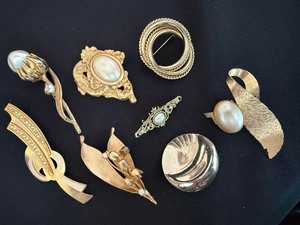 Vintage Costume Brooch Pin Lot 8 pcs Faux Pearl Rhinestone Borel