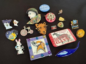 Vintage Brooch Pin Lot Figural Souvenir Enamel Jewelry 15 Pc Good