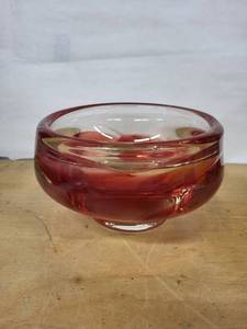 Handblown Glass Bowl - 9 Inch Opening, Signed by artist W. (William) Worcester Interior Base