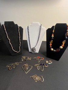 Cool VTG Bead Necklaces w Copper Wire Jewelry Collection