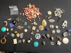 Assorted Costume Jewelry Collection - Rings, Brooches, Pendants & Beads Odds & Ends for Jewelry Making