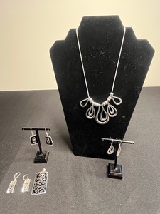 Coordinating Silver-Tone Filigree Necklace Set with Teardrop Earrings and Pendant