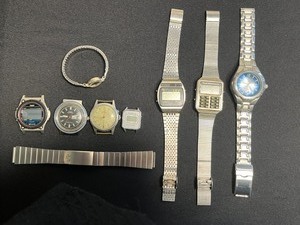 Timex Diver-Style Wristwatch & TI Digital Watch & Vintage Analog Watches & Bands (Assorted) - untested