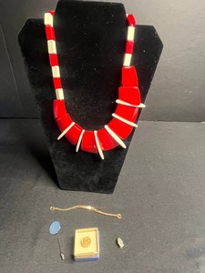 VTG Red & White Block Bead Necklace - Gold-Tone Bracelet - Coin Pendant & Pins