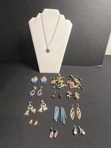 Vintage Costume Jewelry Set - Necklace w Religious Madonna & Pearl, Dragonfly, Animal Charm & Turquoise Bead Earrings