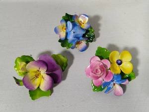 Cara China Staffordshire Bone China Floral Brooches