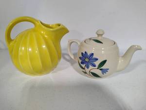 Shawnee Pottery Pitcher & Teapot