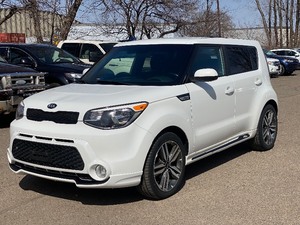 2016 KIA SOUL  1 Owner  No Accidents Reported (NO RESERVE)