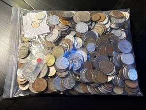 5.25 lbs (300 - 350 coins) Mixed International Coinage, Wide Variety of Denominations & Nationalities, Most 50 Years Old