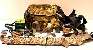 Avery Memphis TN Hunting Gear Bag with Ammo Belt &amp Duck Calls