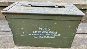 Vintage Military Metal Box - M582A1 Fuze - Non-Propagation Package