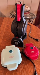 Presto Stuffer Waffle Maker & 2 Smaller Griddles