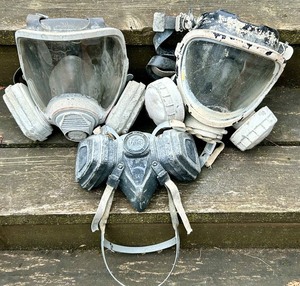 3M Full-Face Respirator Gas Mask Twin Masks with Dual Cartridges