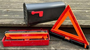 US Mailbox & Emergency Road Triangle Kit in Red Case