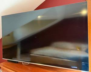 Samsung 55-Inch LED TV - 48 in W x 27 in H