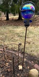 Rainbow Glass Gazing Ball Garden Stake & Ringed Plant Holder
