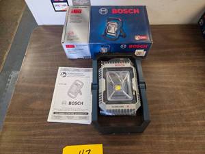 Bosch GLI18V-1900N 1900 Lumen LED F...