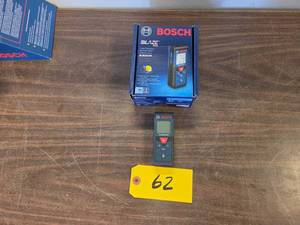 Bosch GLM165-40 Laser Measure...