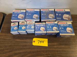 (10) Lenox One Tooth Wood Hole Saws...