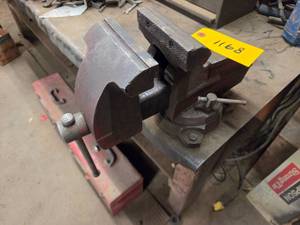 5 Heavy Duty Swivel Vise...