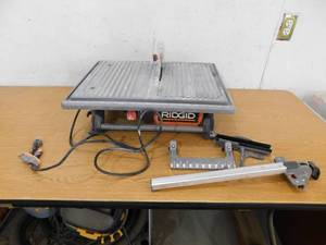 RIDGID 6.5-Amp 7 in. Blade Corded Table Top Wet Tile Saw