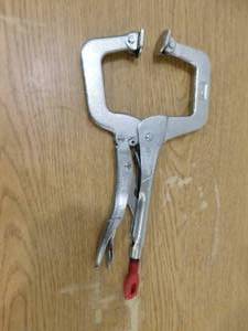 Milwaukee 11 in. Torque Lock Locking C-Clamp with Swivel Jaws