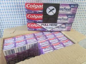 (EC1) 24 Travel Size Colgate Max Fr...