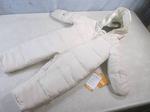 (RCK) Carters Baby Snowsuit Size 9...