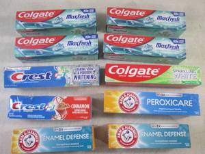 (CS) 10 Boxes of Assorted Toothpast...