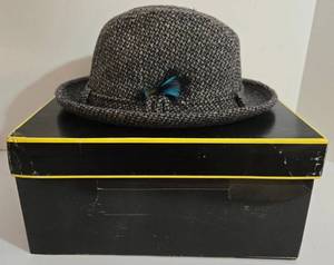 Dobbs Fifth Avenue New York Tweed Fedora Hat - GrayBlack with Feather