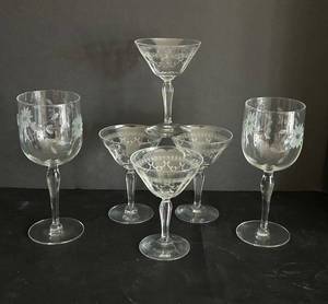 Etched Glassware - 4 Martini Glasses & 2 Large Wine Glasses (Lot of 6)