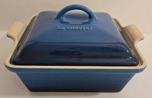 Le Creuset Square Dish 23cm2.5 Qt with Lid - Marseille Blue