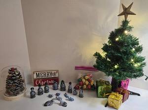 Christmas Decor - Mini Mexican Nativity, Mini Tree & Ganz Light-Up Pinecone Cloche